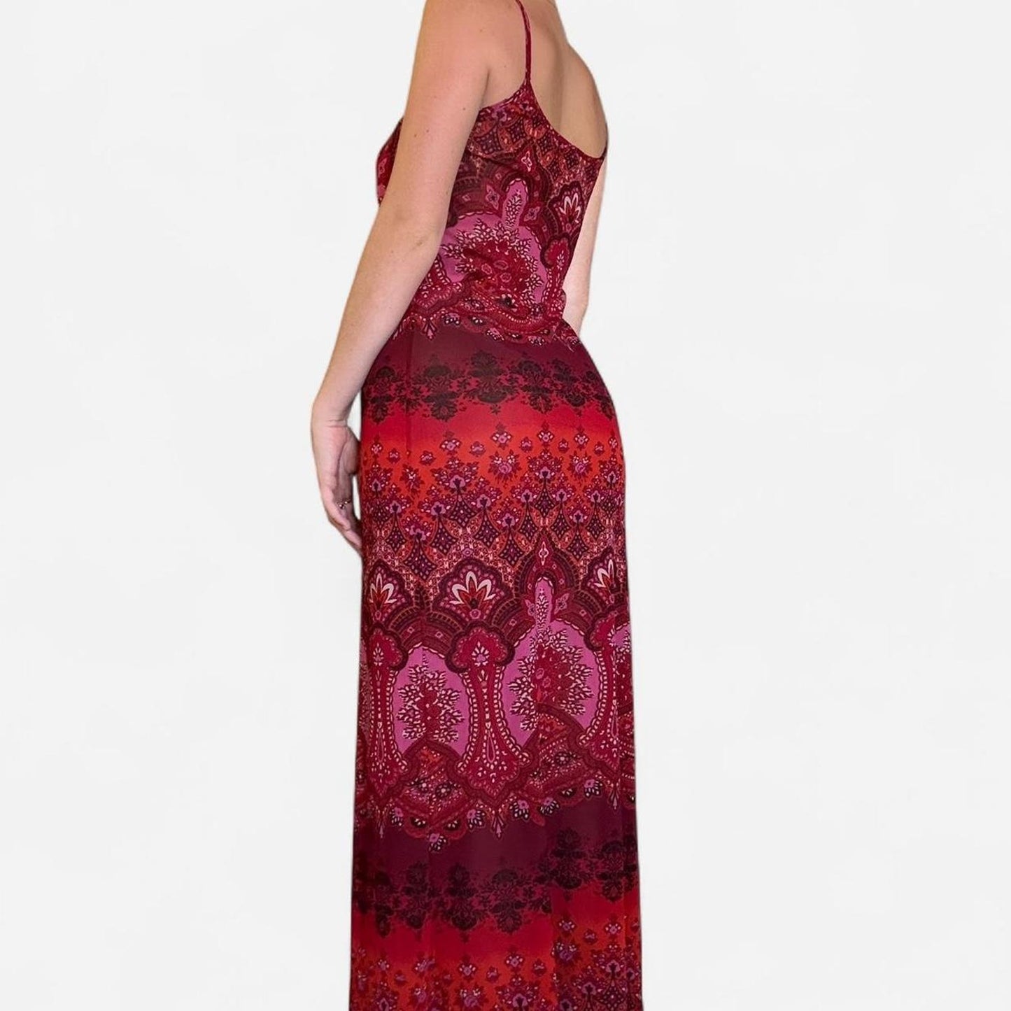 Red and pink vintage paisley