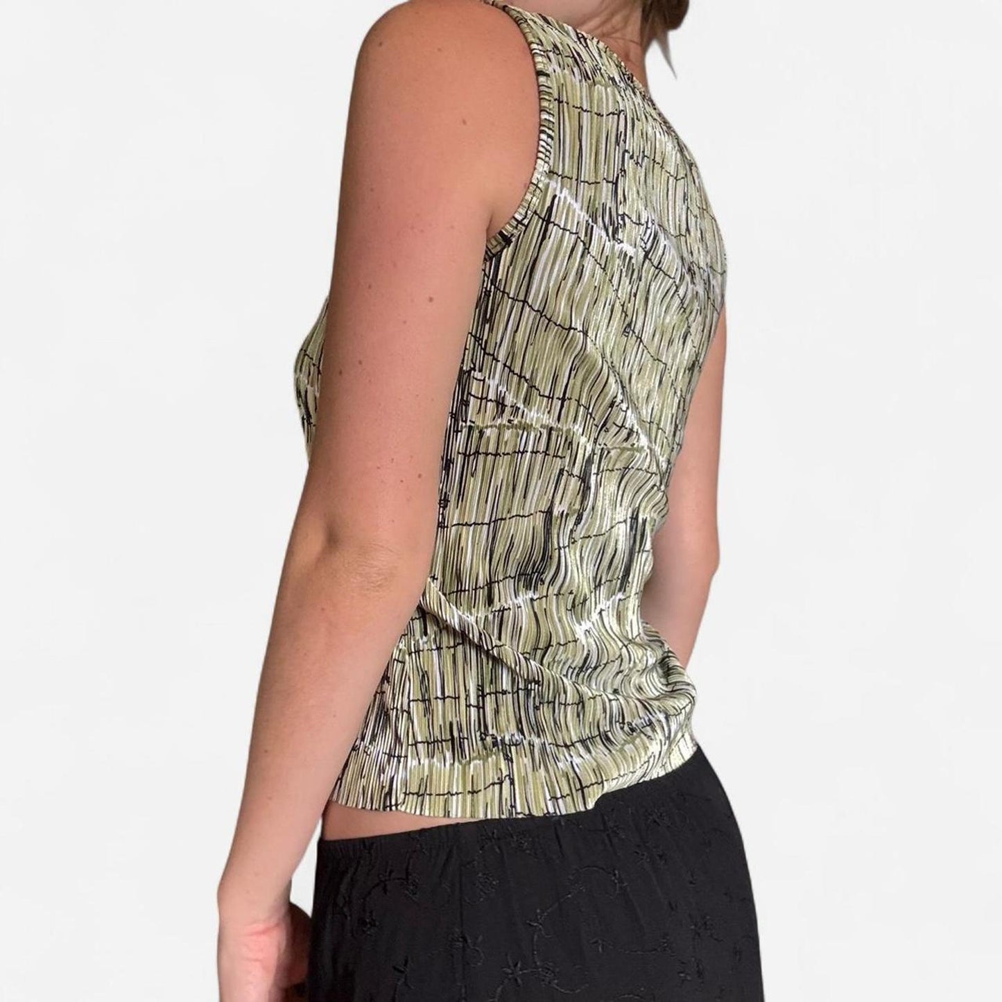 Plisse green and black tank top